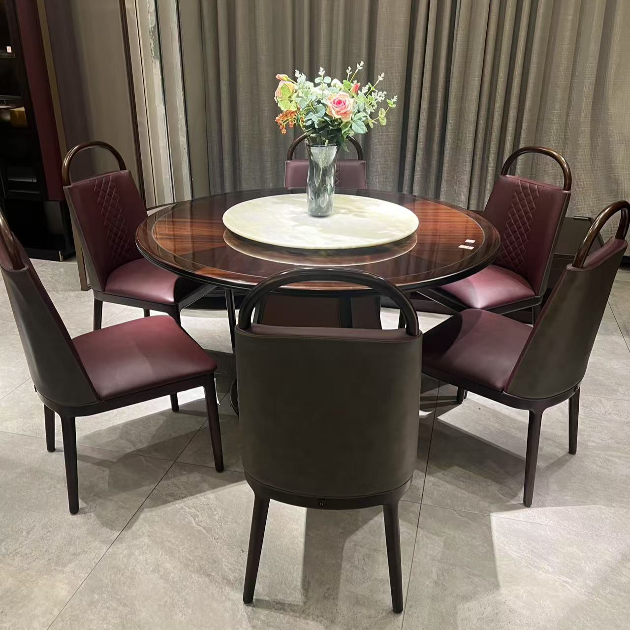 南洋迪克1.38米直径圆餐桌+6把餐椅--虎斑楝全实木时尚轻奢新中式