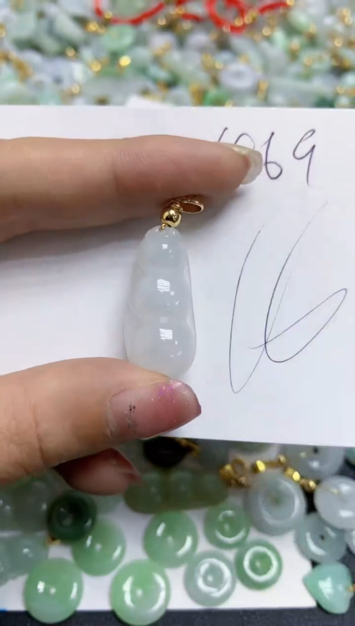 【闪购商品】翡翠颈饰合金天然翡翠A货