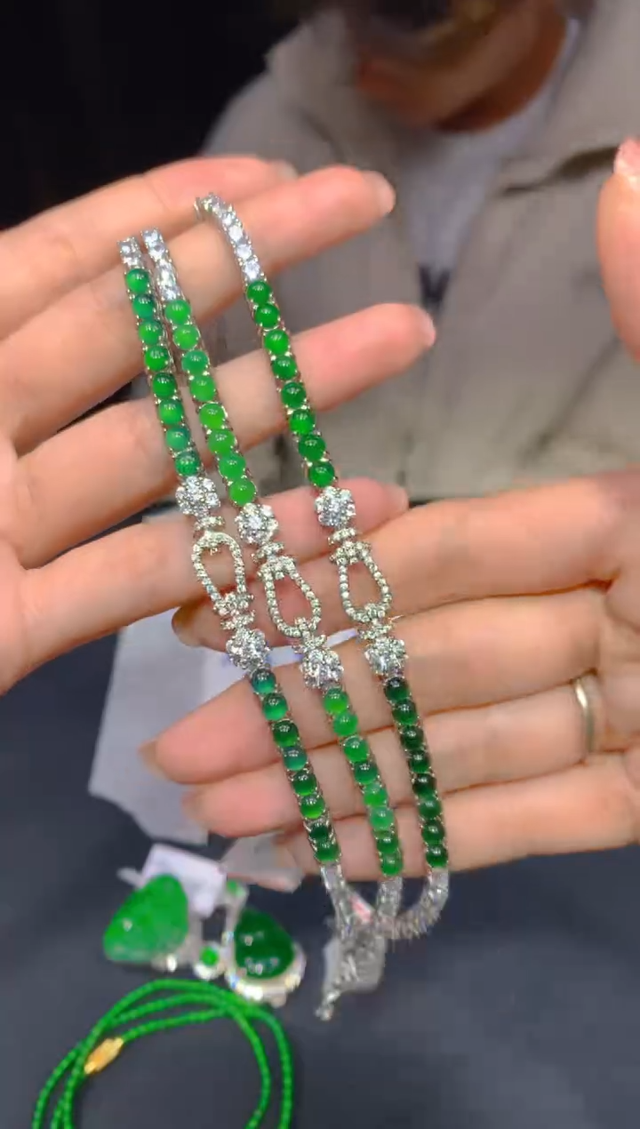 【闪购商品】定制翡翠未镶嵌243多样性发货（发其一）