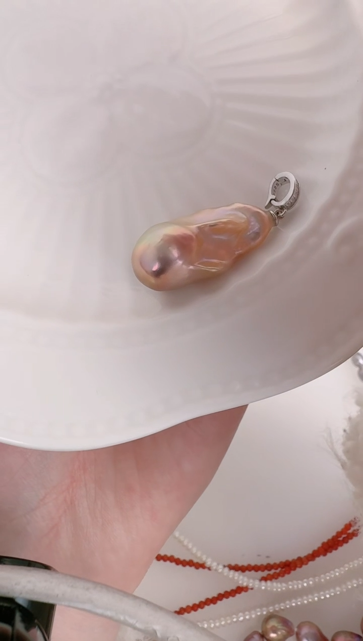 【闪购商品】淡水珍珠吊坠(不含链)银S925镶嵌大巴 s20