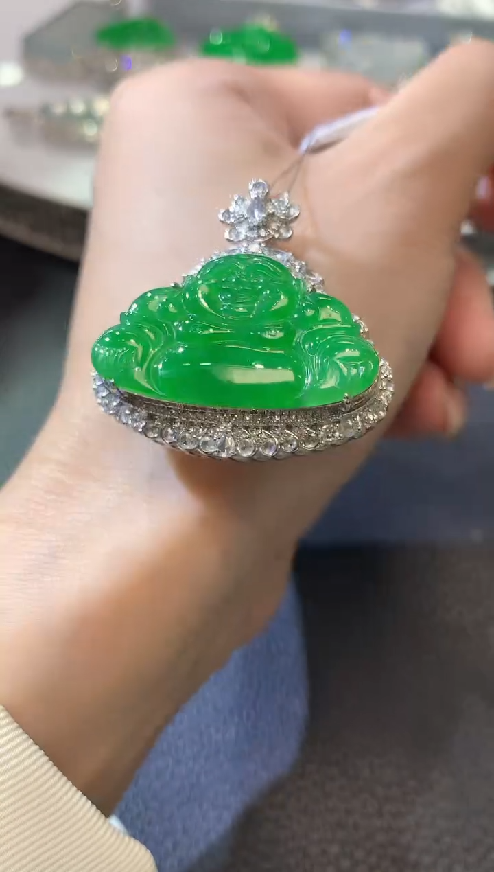 翡翠18K金镶嵌吊坠(不含链)C31翡翠