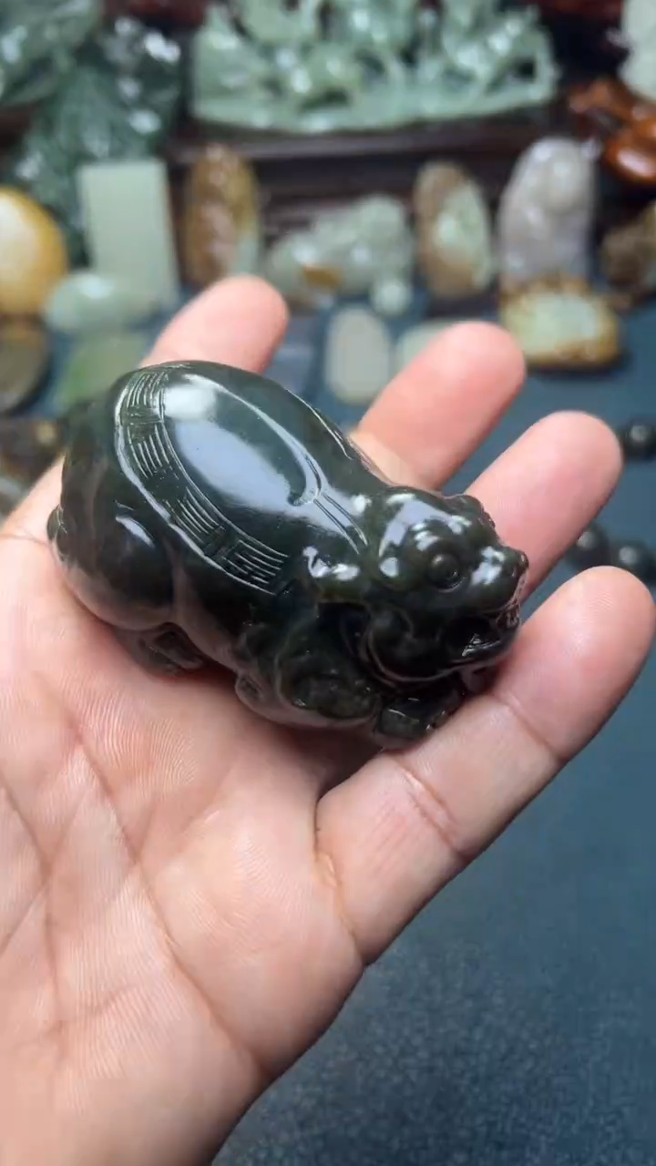 未镶嵌和田玉挂件-