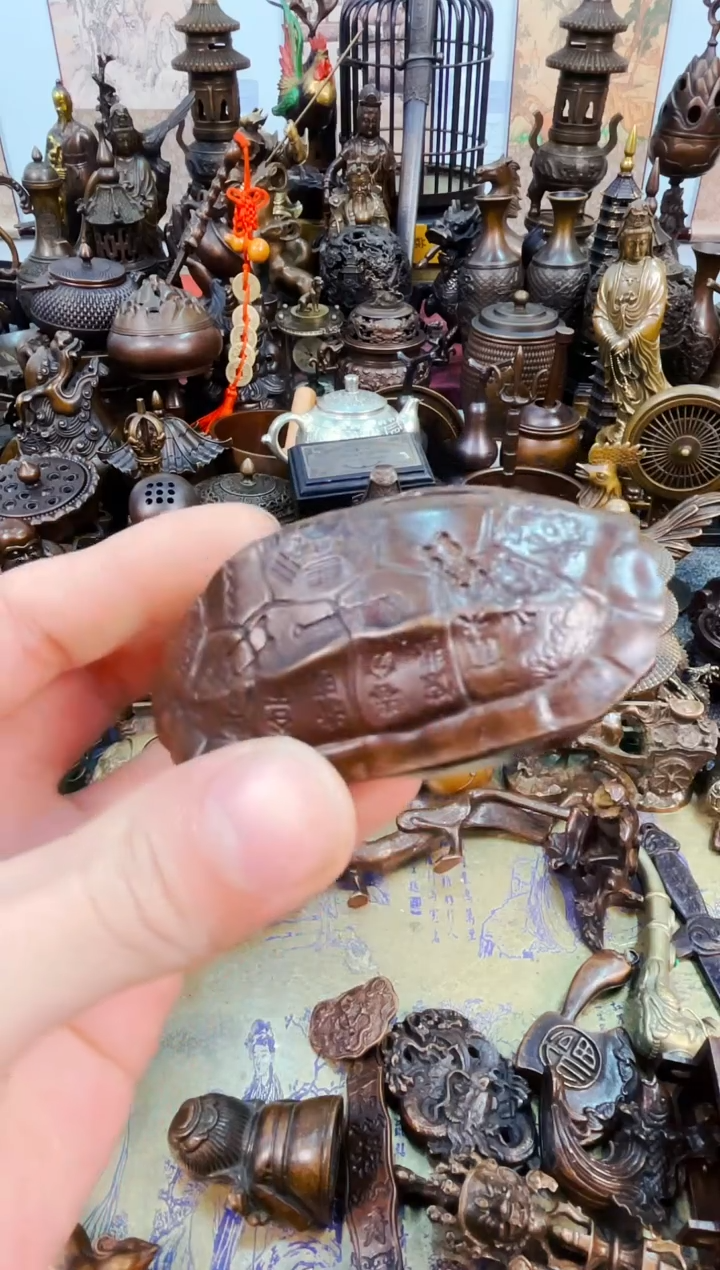 精铜工匠  独具韵味