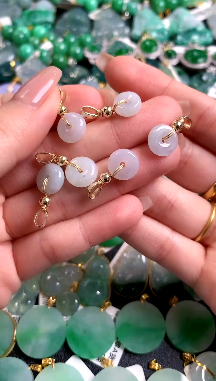 【闪购商品】翡翠颈饰未镶嵌13002967