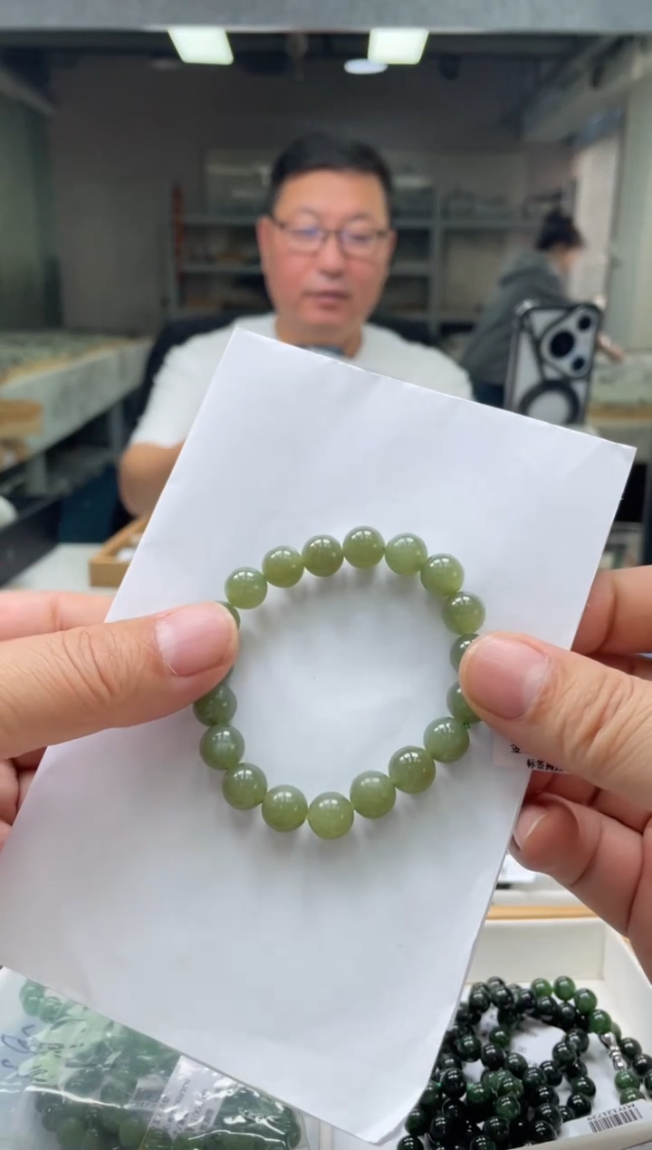 【闪购商品】和田玉手串未镶嵌湖水绿手串 多样性发货其一
