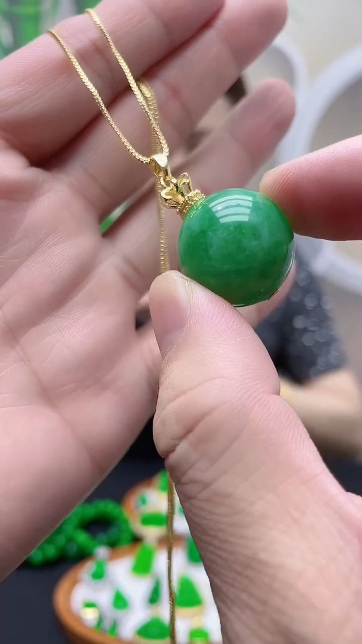 吊坠(赠链)14K金镶嵌翡翠B64