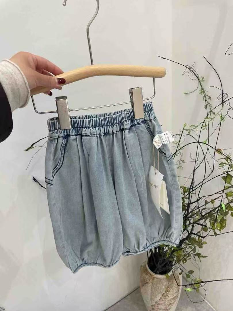 韩系小童纯色百搭休闲牛仔裤