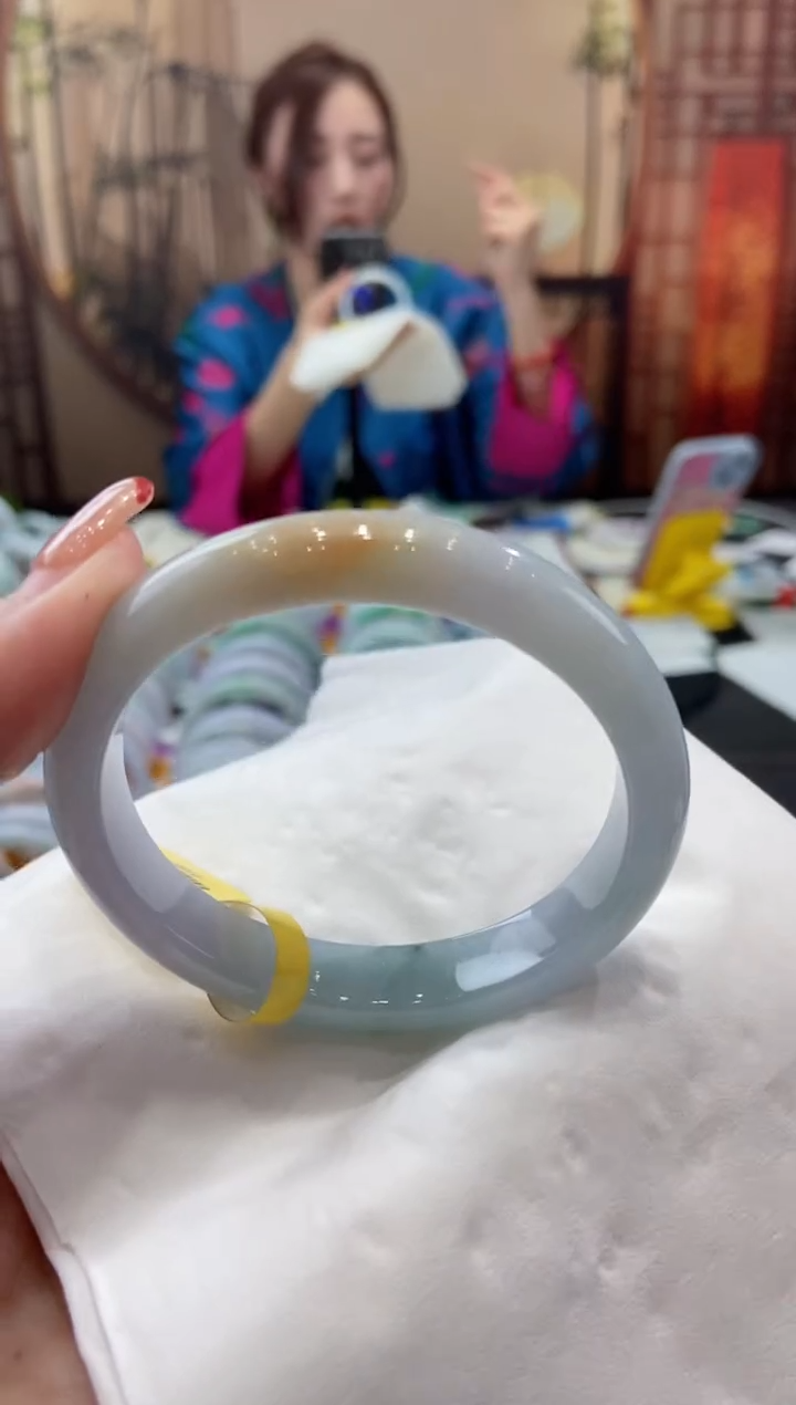 【闪购商品】翡翠手镯未镶嵌00007740