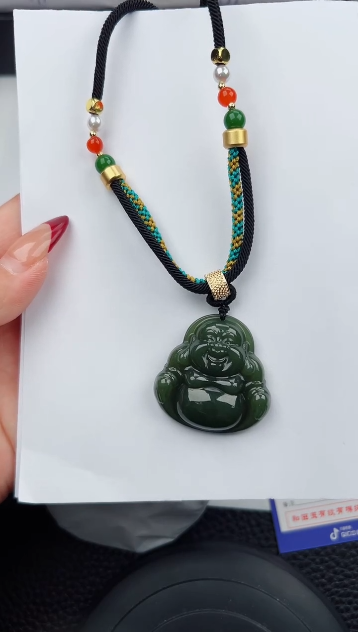 【闪购商品】和田玉吊坠(赠链)未镶嵌99微色差T99