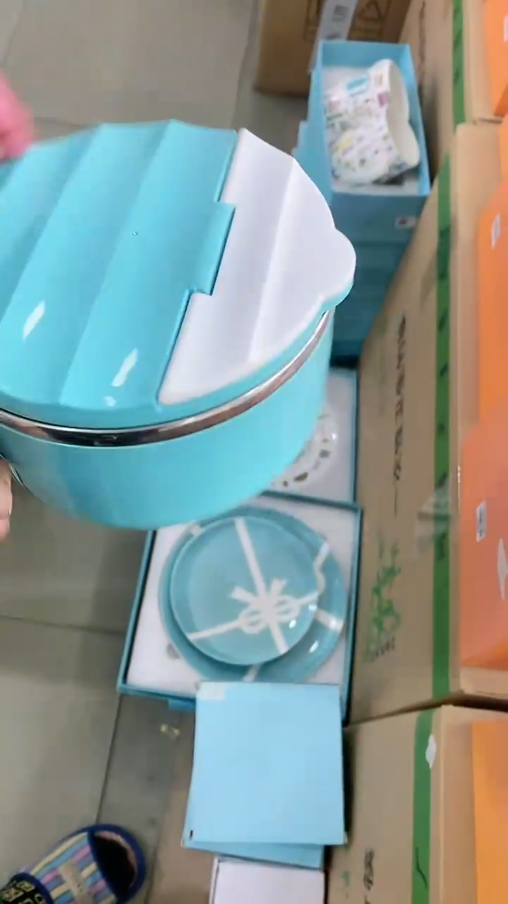 瓷片锅碗瓢盆一件不留@@1