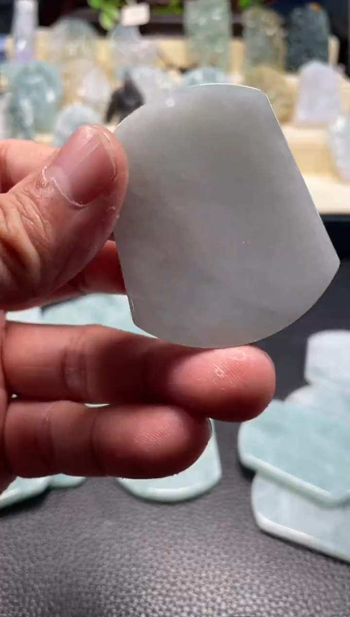 颈饰未镶嵌翡翠12/21/262