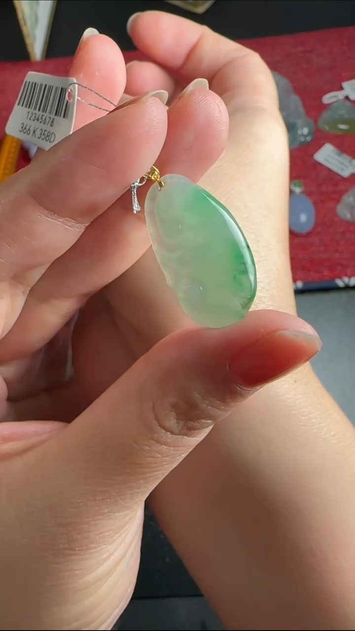 【闪购商品】翡翠颈饰18K金镶嵌WY0214057