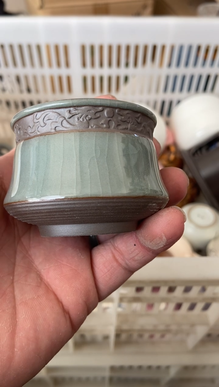 杯子瓷无运费险有瑕疵的摄影的产品有使用过的痕迹有点脏介意勿拍