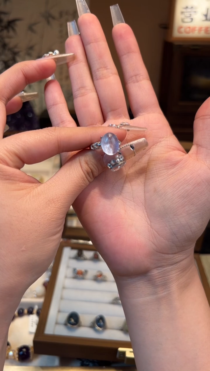 【闪购商品】烟晶手链合金蓝线石