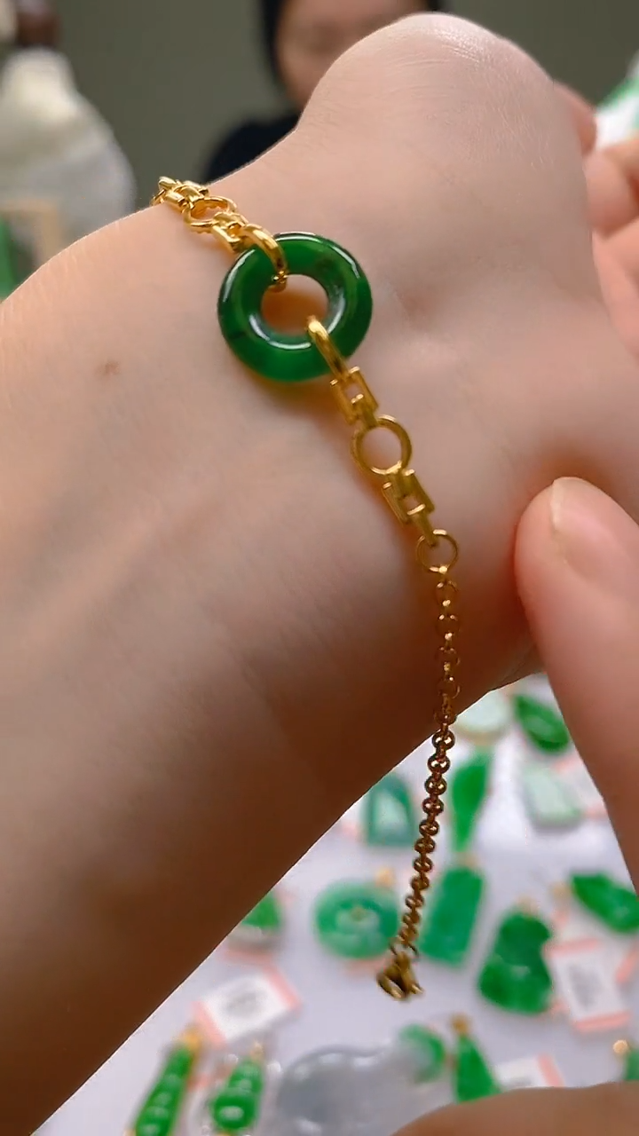 【闪购商品】翡翠未镶嵌颈饰 新号开播，全场乱卖