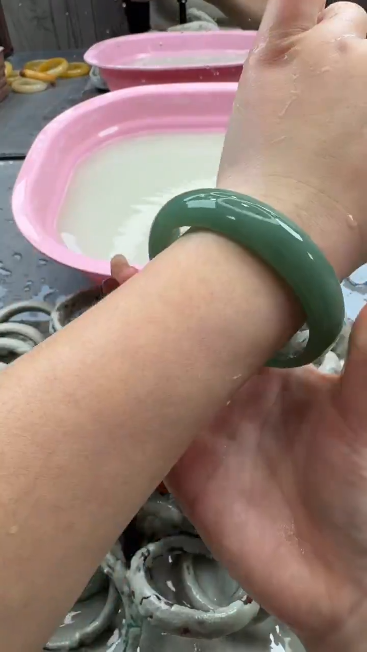 未镶嵌手镯石英质玉6 6465