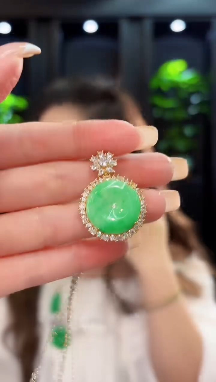 翡翠未镶嵌吊坠(不含链)缅料A货/多样性发货/一件