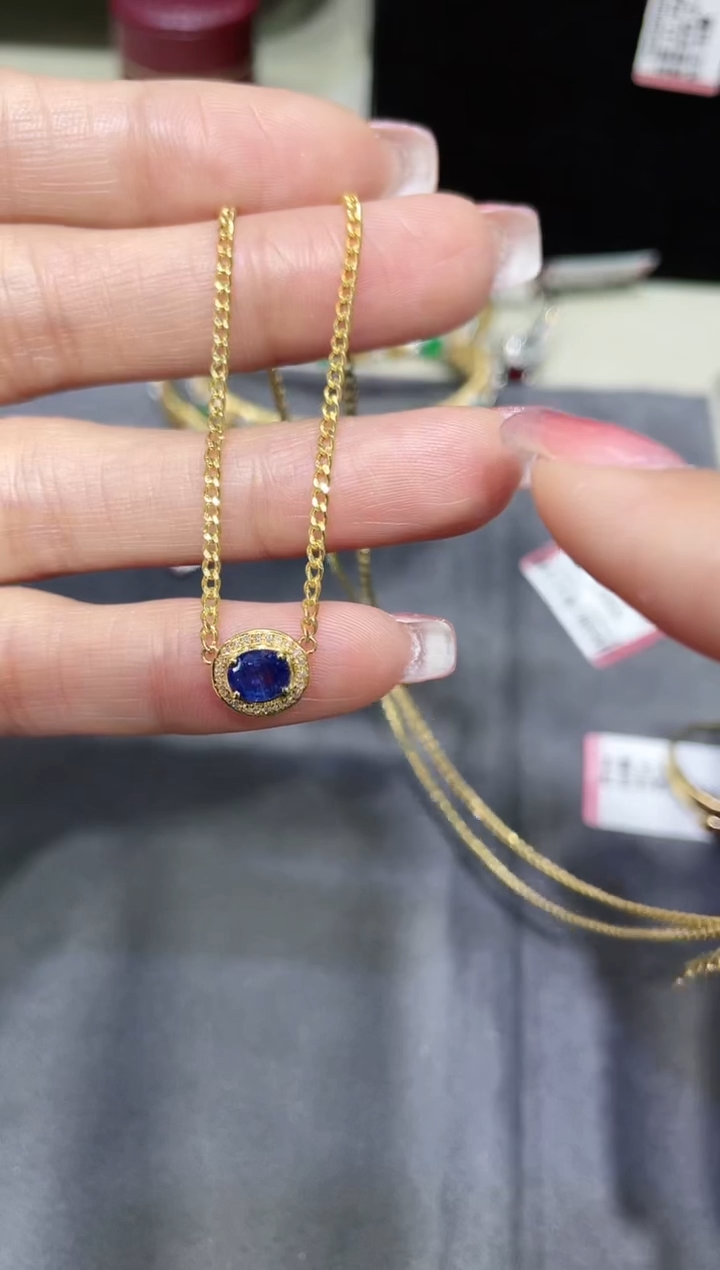 18K金镶嵌蓝宝石项链古巴链