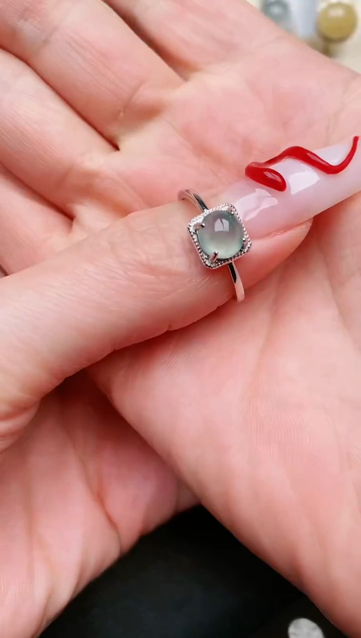 【闪购商品】翡翠戒指银S925镶嵌....