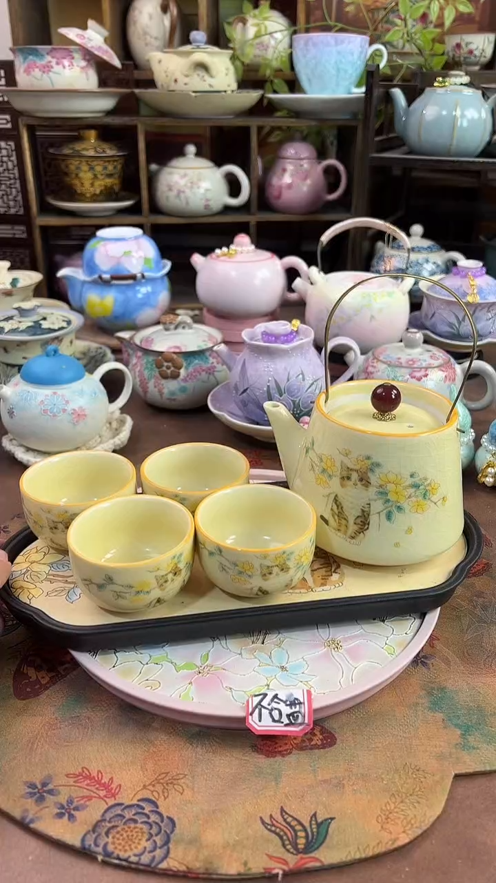 1壶4杯1个茶盘啊