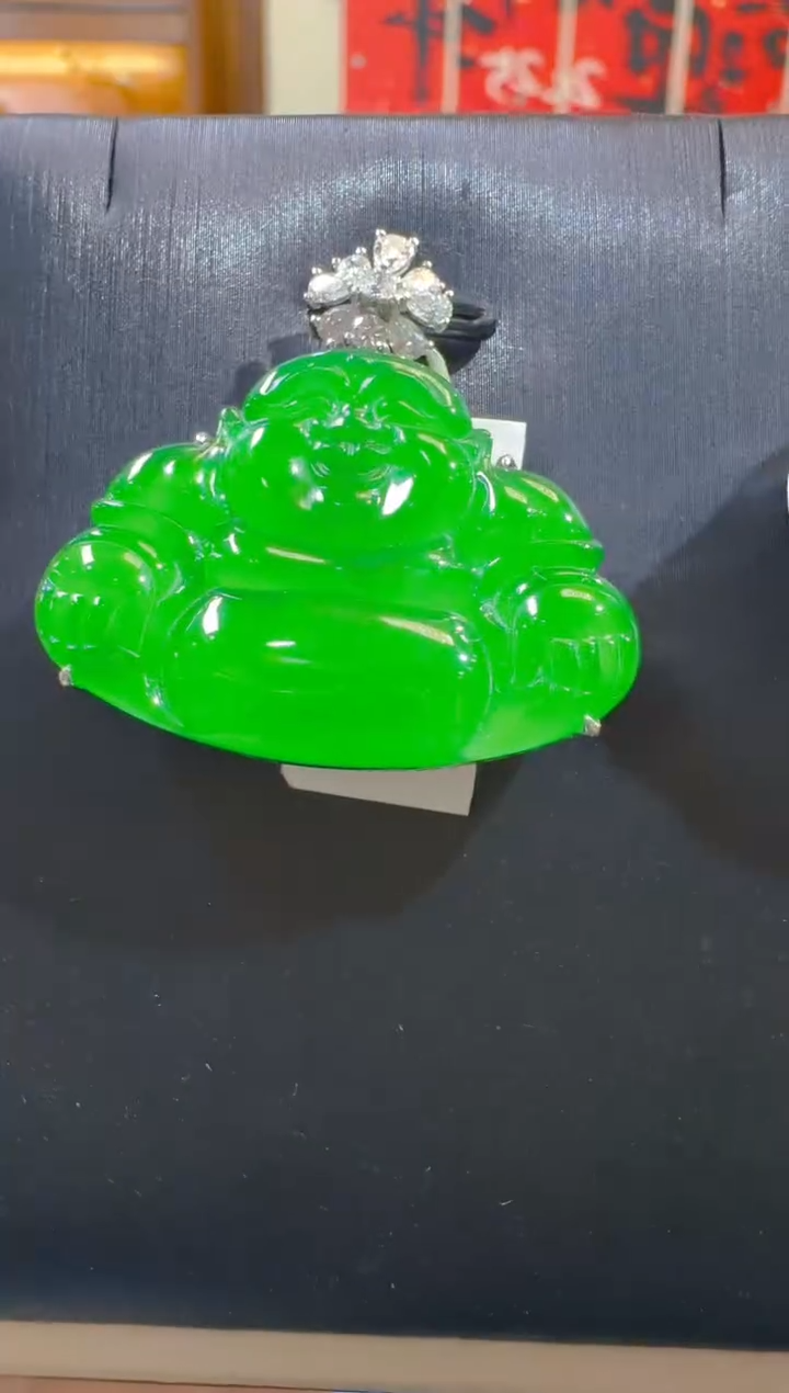 吊坠(赠链)18K金镶嵌翡翠天然A货翡翠