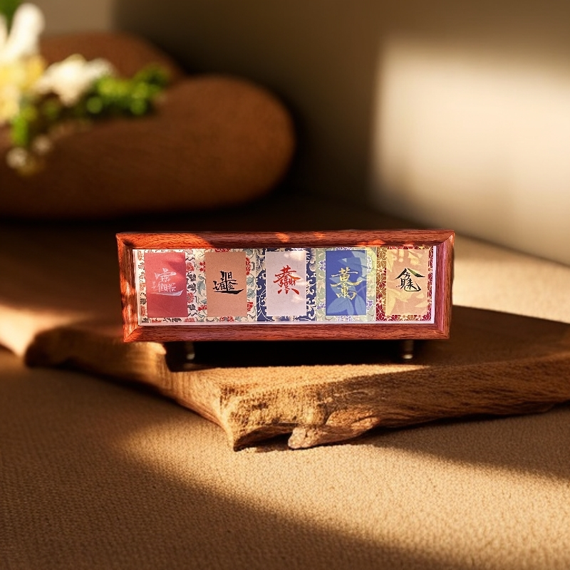 《招财进宝  》多字  竖幅长条 手写手绘书法摆件