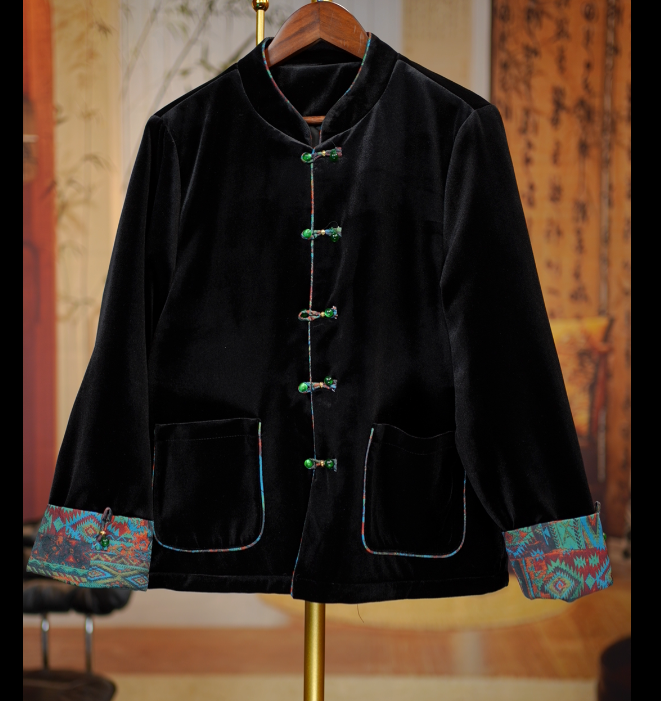 图腾彩拼接袖口盘扣丝绒夹棉冬季外套