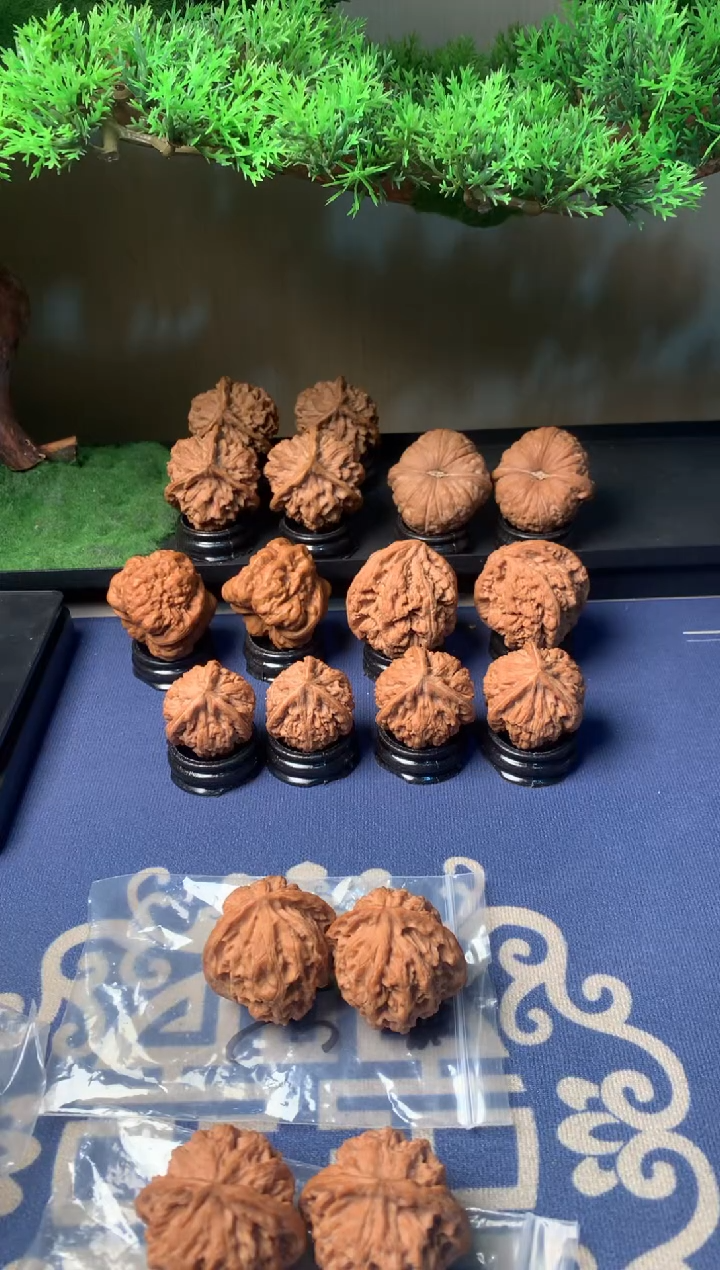 【闪购商品】文玩核桃吊坠39苹果园