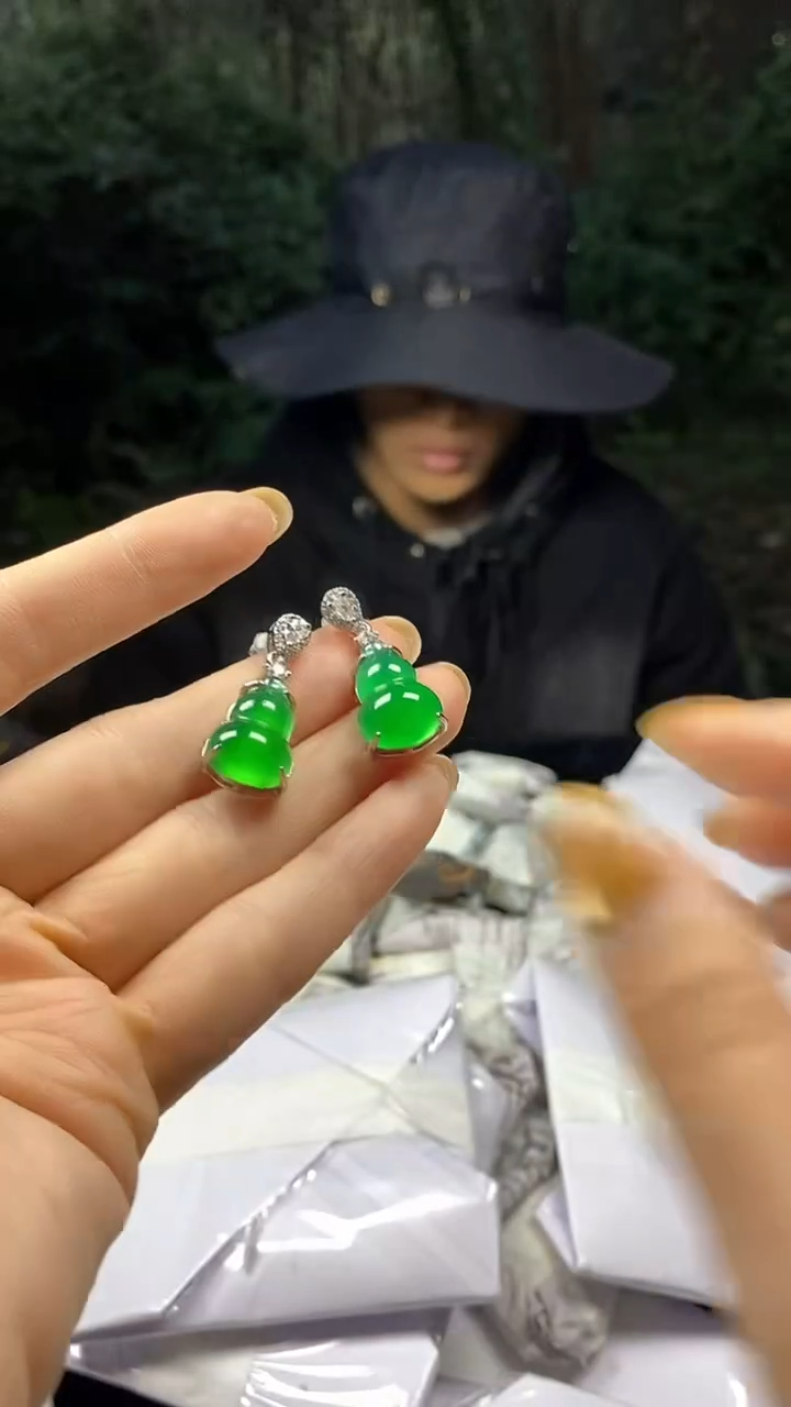 满色吊坠 所见即所得！！