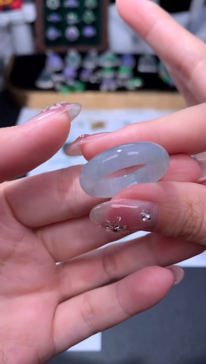 颈饰未镶嵌翡翠48小时鉴赏期 退货不扣服务费