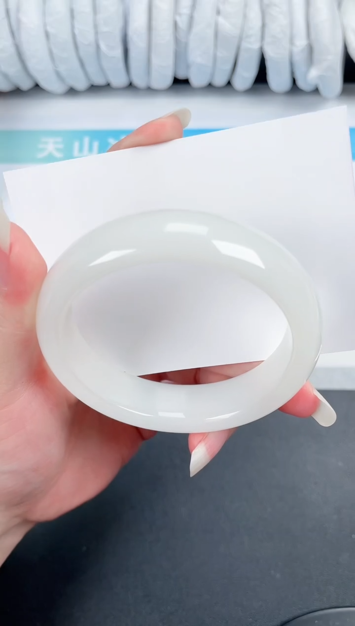 石英质玉手镯未镶嵌154-60.5