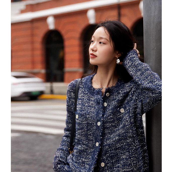 笑涵阁 宝藏面料天青色 柔软流苏边慵懒针织上衣ZWD764779AG