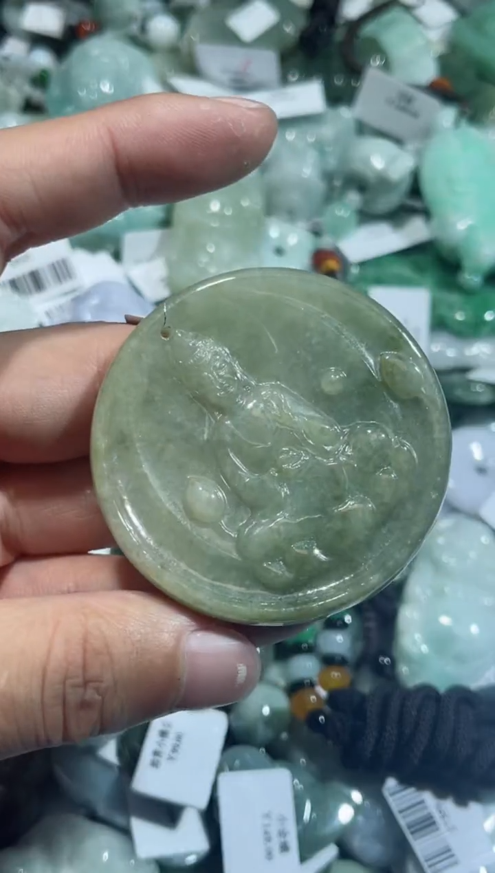 【闪购商品】翡翠颈饰未镶嵌00014808