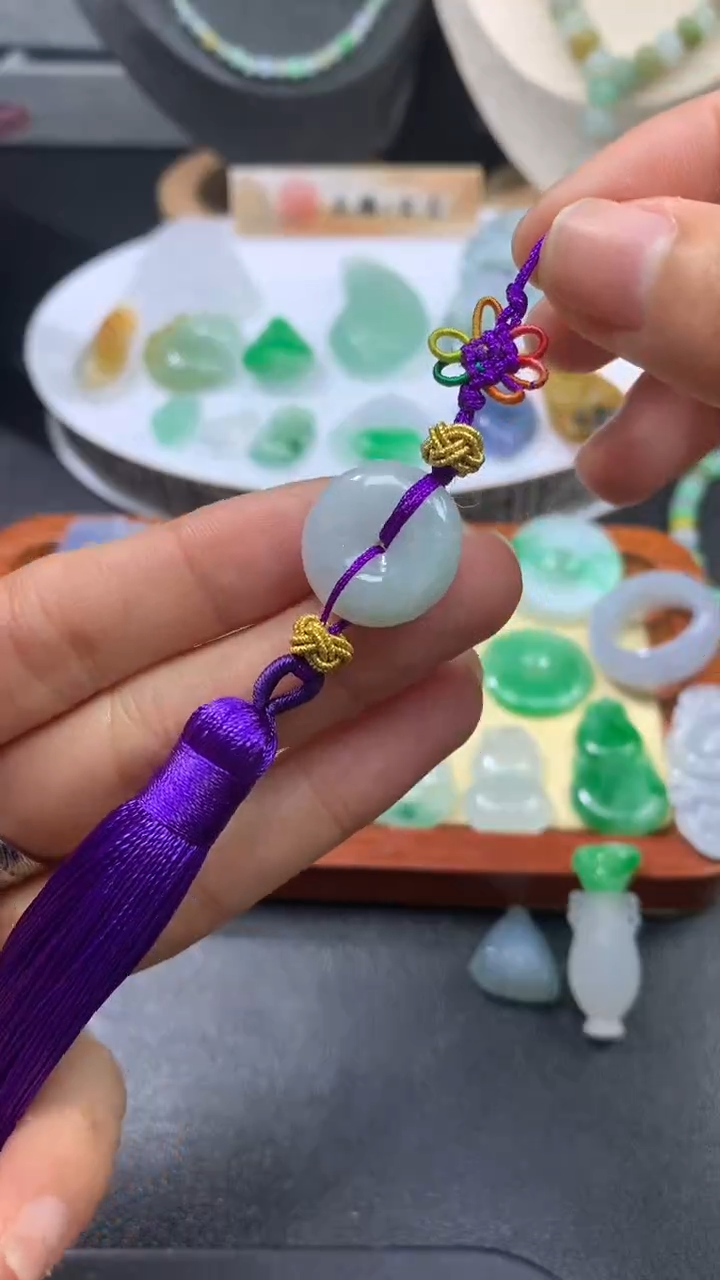 【闪购商品】翡翠颈饰未镶嵌翡翠多样性发