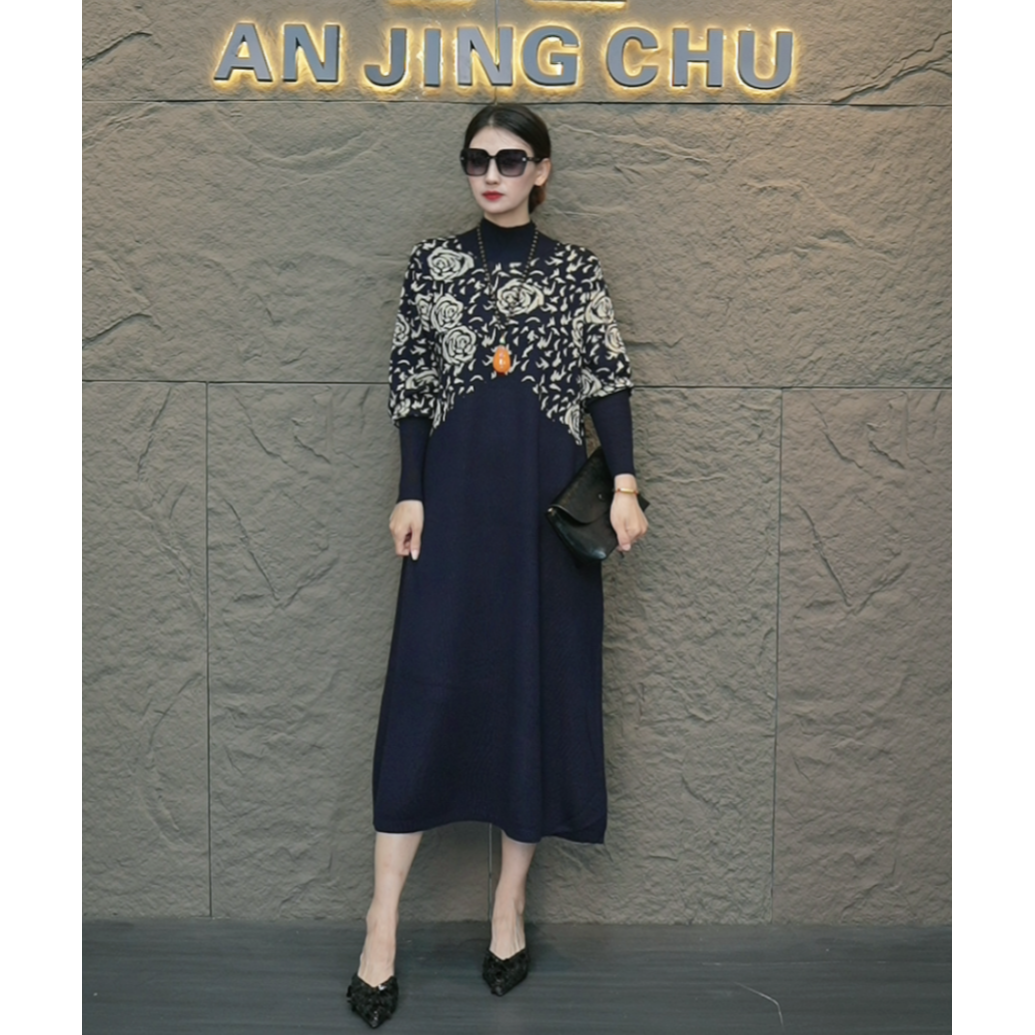 1 AN JING CHU 半高领中长款加肥加大码提花毛衣裙外穿遮肉针织衫