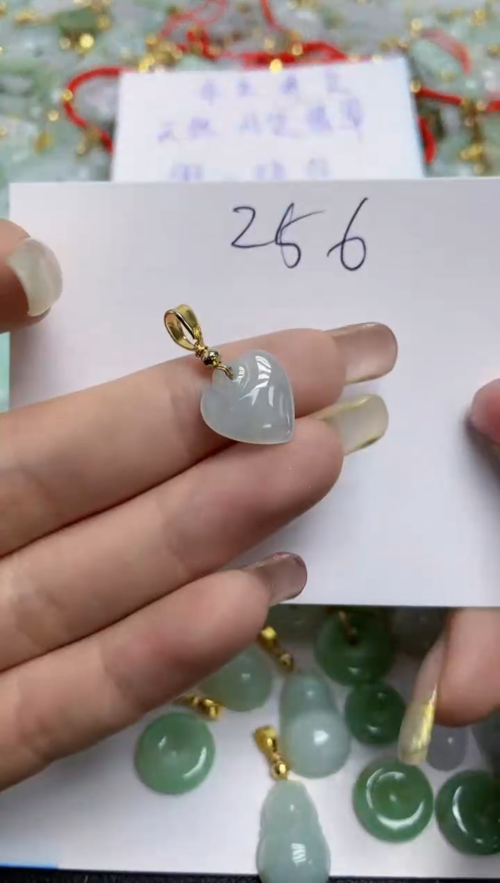 【闪购商品】翡翠颈饰合金天然翡翠A货