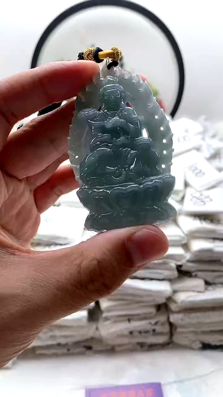 颈饰未镶嵌翡翠普贤