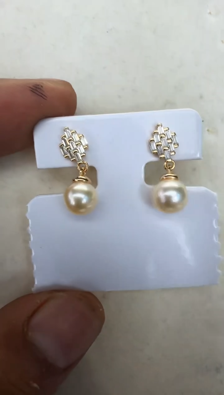 银S925镶嵌海水珍珠耳饰耳钉