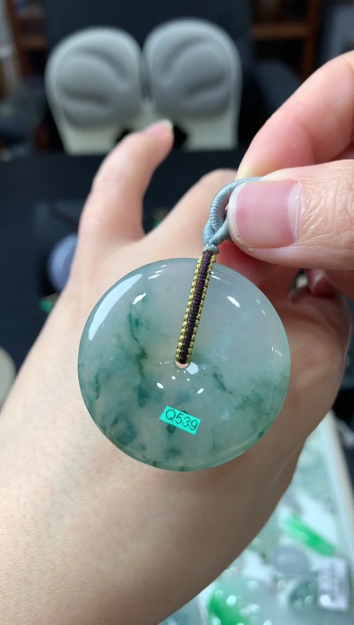 【闪购商品】翡翠吊坠(不含链)未镶嵌挂件