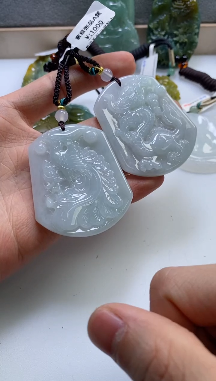 【闪购商品】翡翠挂件未镶嵌            