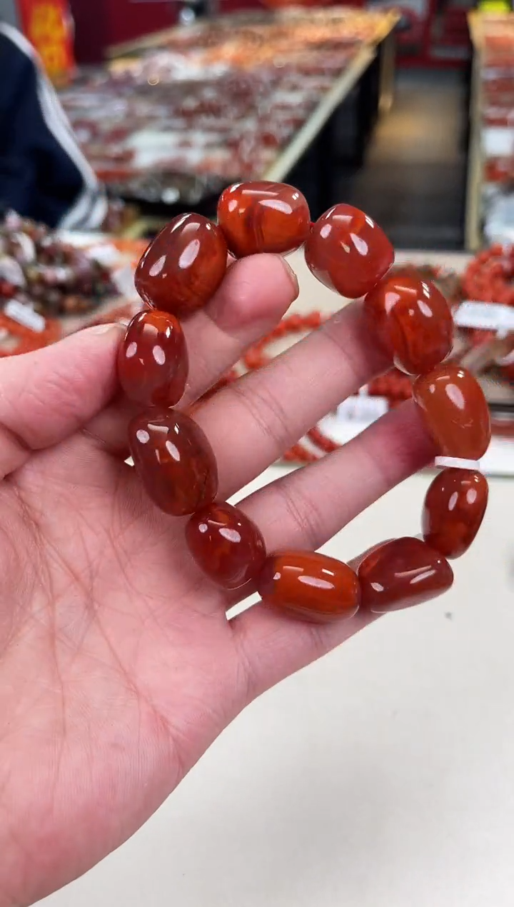 未镶嵌瓦西随型手串南红玛瑙（多样式发其一）