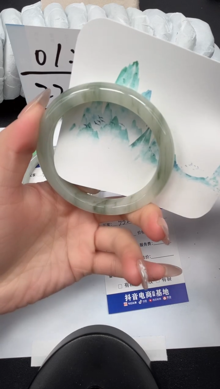 【闪购商品】石英质玉手镯未镶嵌332-60.2