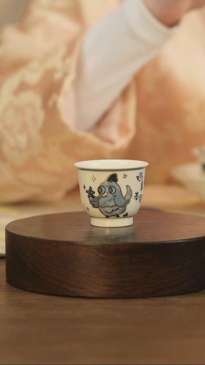 【闪购商品】景德镇手工山隅生肖小鸡一口杯