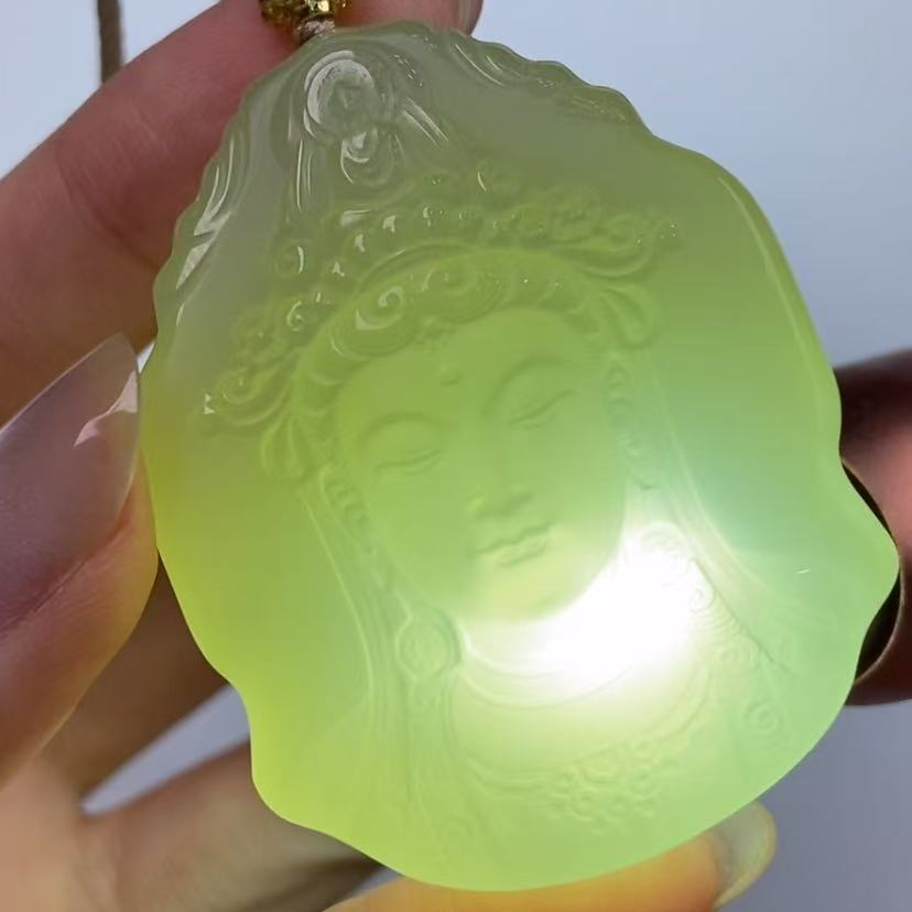 290077/和田玉湖水绿观音 S级品质  多样性一件发