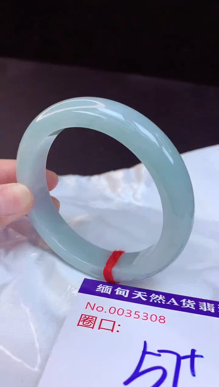 【闪购商品】翡翠手镯未镶嵌57+