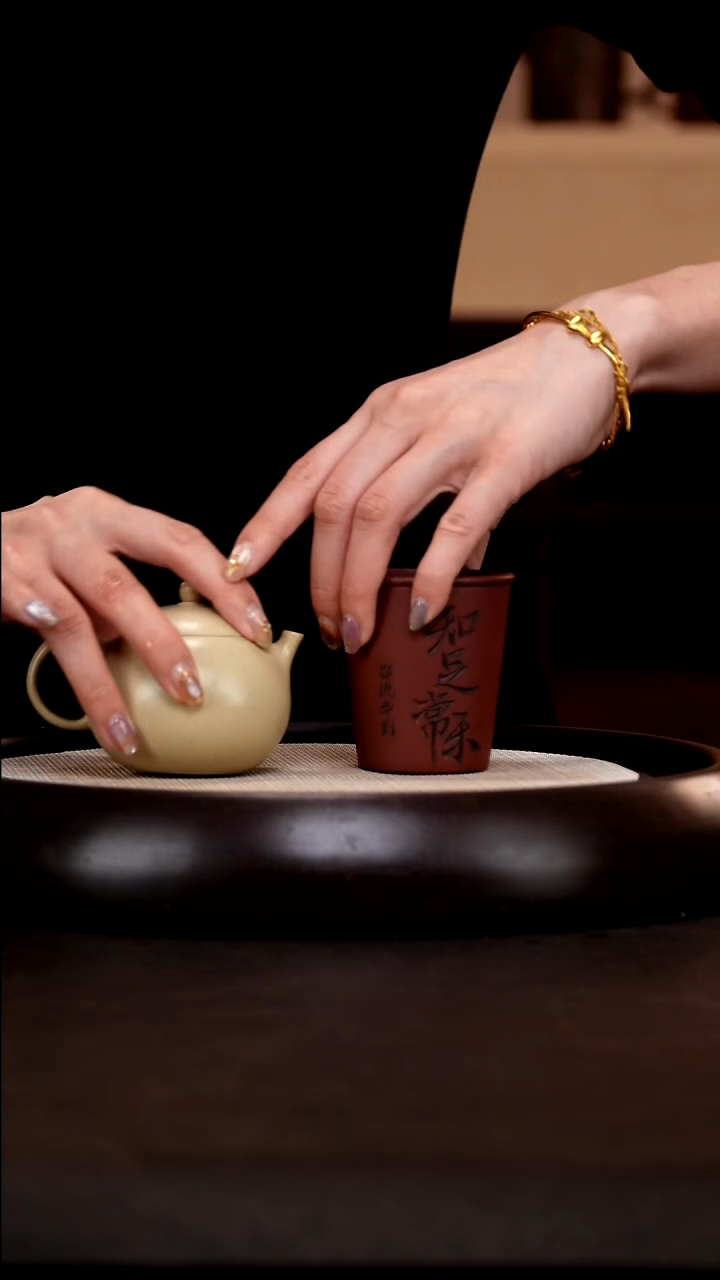 茶壶紫砂宜兴紫砂壶西施本山绿130cc