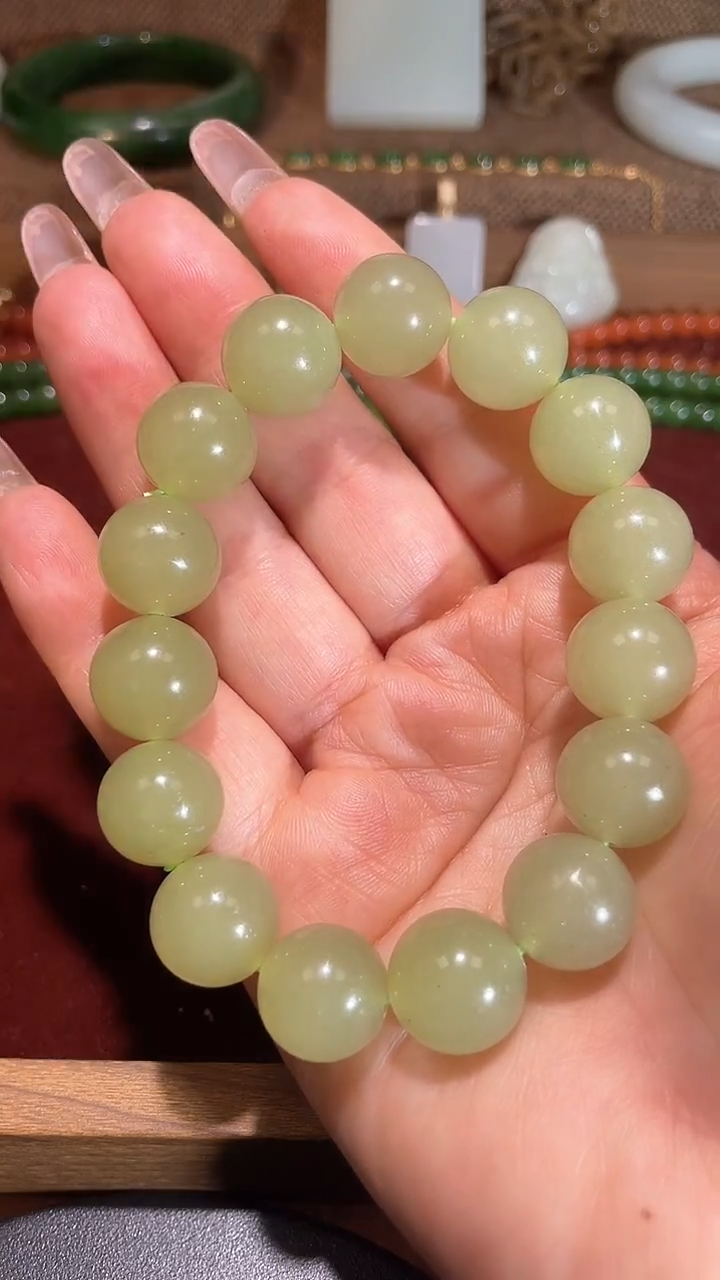 颈饰未镶嵌和田玉卡14手串