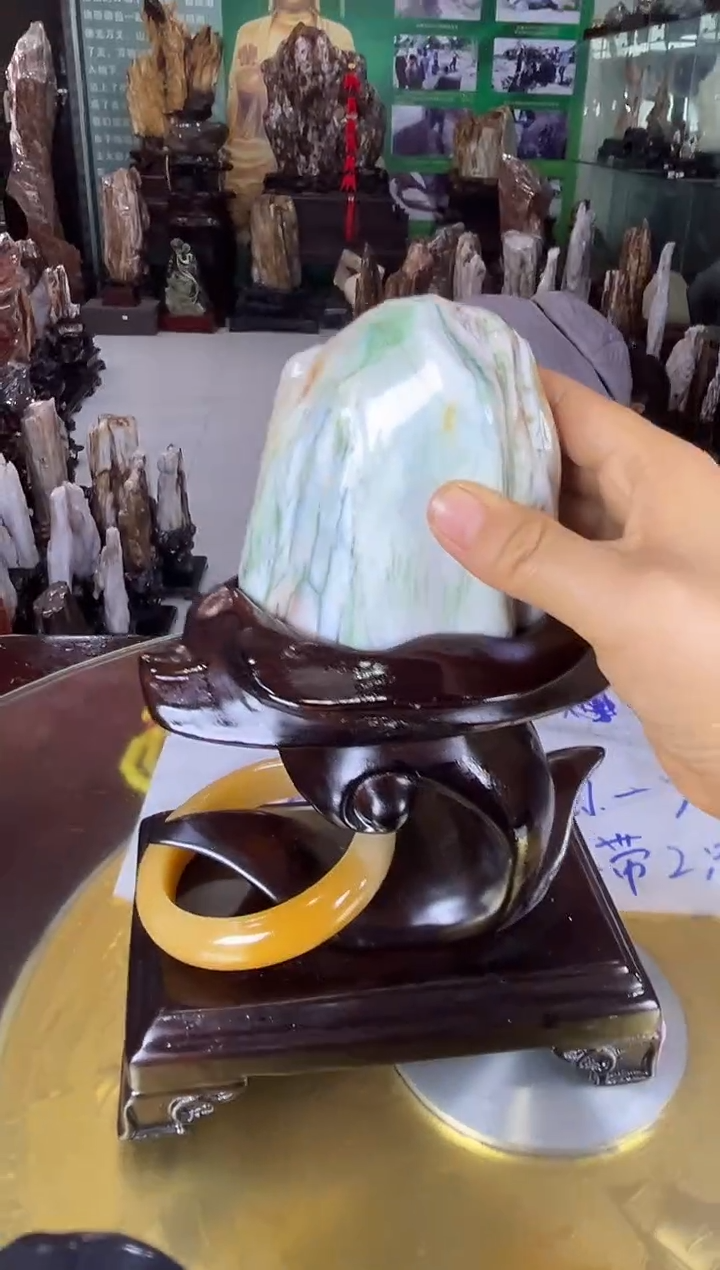 缅甸天然树化玉精品居家摆件