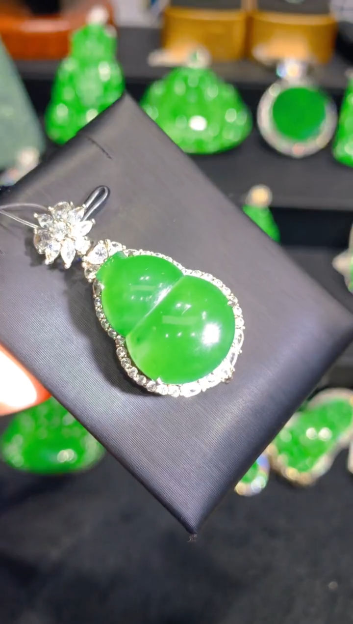 【闪购商品】翡翠颈饰银S925镶嵌一季6512