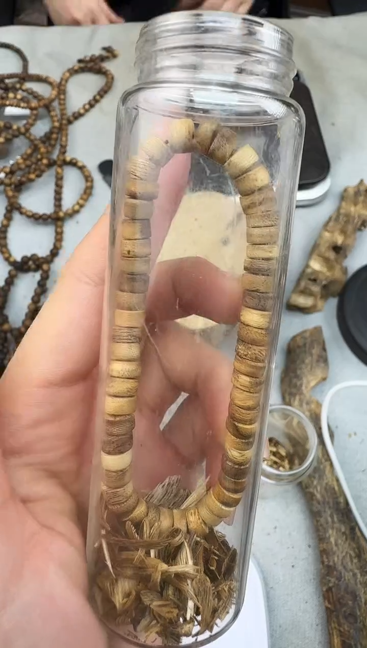 沉香沉香碎屑06海南厚片静静沉香甄选多样性发一